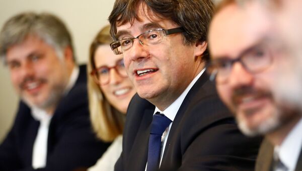 Carles Puigdemont, expresidente de Cataluña - Sputnik Mundo