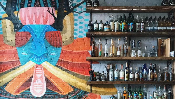 Un bar (imagen referencial) - Sputnik Mundo
