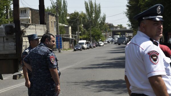 Policía de Armenia - Sputnik Mundo