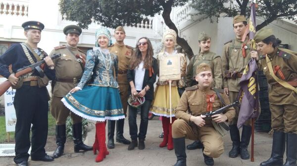 El Soviet Side es un grupo de recreación histórica de Chile que participó de la celebración del Día de la Victoria en Santiago  - Sputnik Mundo