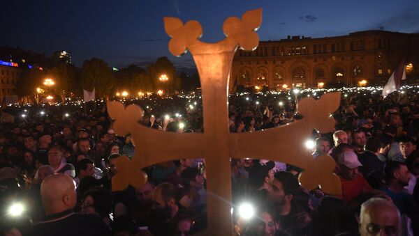 Seguidores de Nikol Pashinián, líder de la oposición armenia - Sputnik Mundo