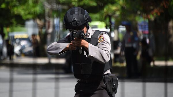Policía de Indonesia (imagen referencial) Policía de Indonesia (imagen referencial) - Sputnik Mundo