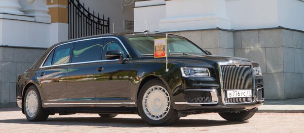 Putin estrena la nueva limusina rusa Kortezh - Sputnik Mundo