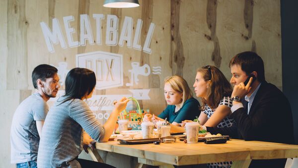 Restaurante Meatball Box - Sputnik Mundo