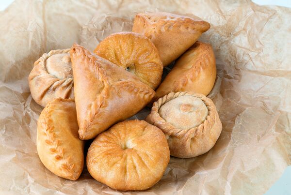 Repostería típica: peremiach, echpochmak, eleshi - Sputnik Mundo