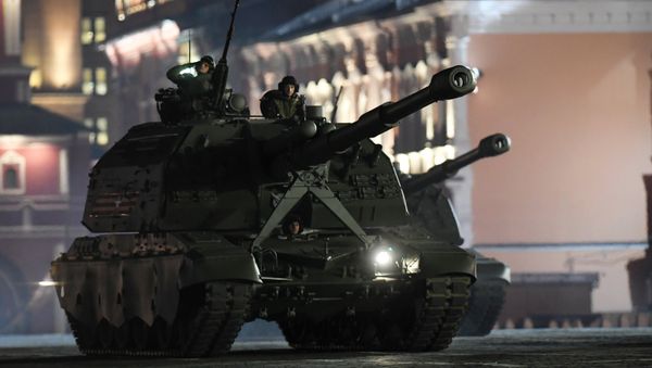 El ensayo nocturno del Desfile de la Victoria en la Plaza Roja de Moscú El ensayo nocturno del Desfile de la Victoria en la Plaza Roja de Moscú - Sputnik Mundo