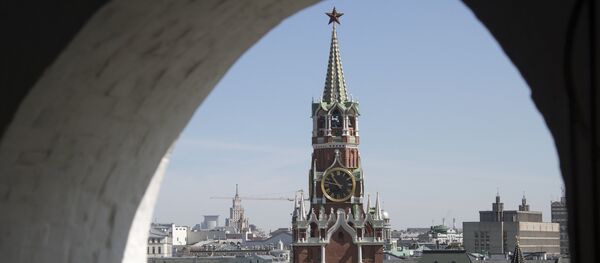 La torre Spasskaya del Kremlin de Moscú - Sputnik Mundo