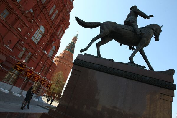 La estatua ecuestre del mariscal Gueorgui Zhúkov - Sputnik Mundo