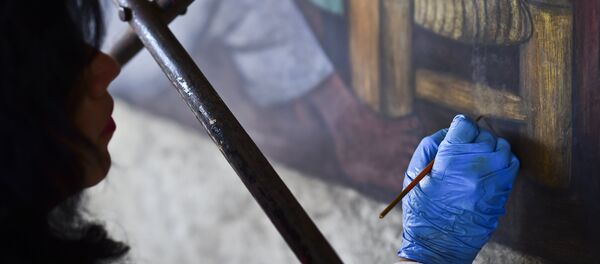 Una obra de Diego Rivera bajo restauración - Sputnik Mundo