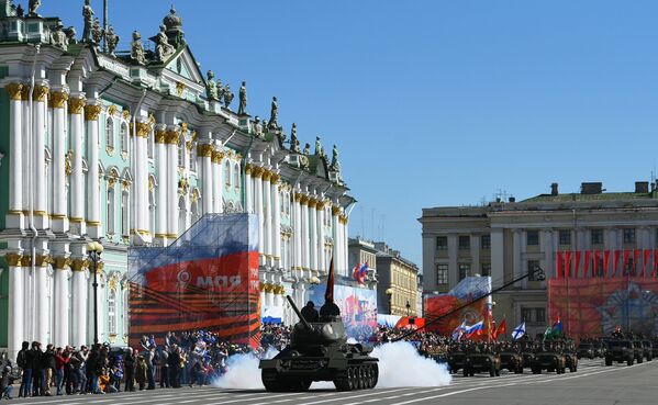 Lanzacohetes, historia y orgullo: así ha celebrado Rusia el Día de la Victoria - Sputnik Mundo