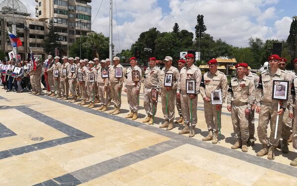 Desfile del Día de la Victoria en Alepo - Sputnik Mundo