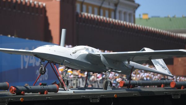 El dron ruso Korsar presentado en el Desfile de la Victoria en Moscú (archivo) El dron ruso Korsar presentado en el Desfile de la Victoria en Moscú (archivo) - Sputnik Mundo