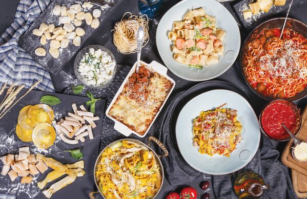 Pastas y lasañas en el restaurante Donna Olivia - Sputnik Mundo