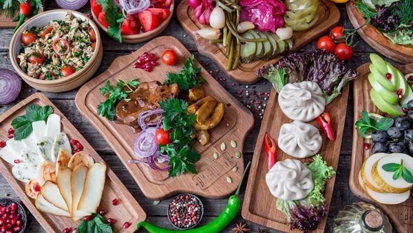 Platos en el restaurante Jachapuriya - Sputnik Mundo