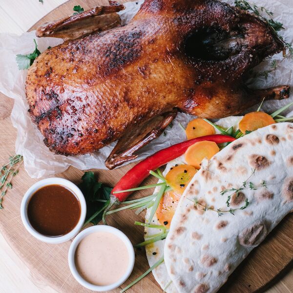 Plato de pato en el bar FIDEL - Sputnik Mundo