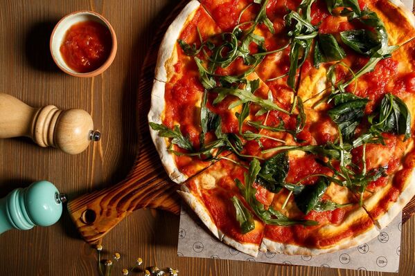 Pizza en el restaurante Mukka - Sputnik Mundo