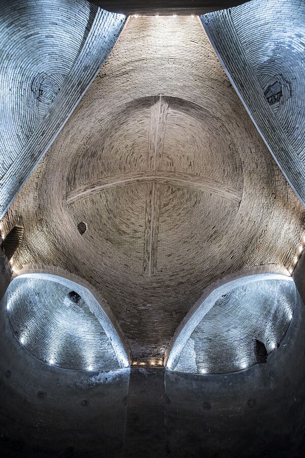 La antigua localidad de Ouyi en la provincia iraní de Isfahán - Sputnik Mundo