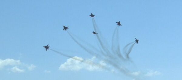 Los caballeros del aire muestran lo mejor en Kúbinka - Sputnik Mundo