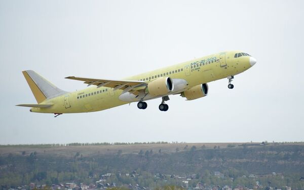 El segundo prototipo del MC-21-300 durante su primer vuelo El segundo prototipo del MC-21-300 durante su primer vuelo - Sputnik Mundo