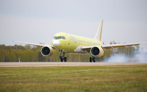 El segundo prototipo del MC-21-300 finaliza su primer vuelo - Sputnik Mundo