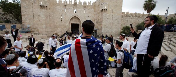 Bandera de EEUU en Jerusalén - Sputnik Mundo