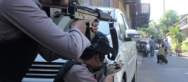 La Policía indonesia - Sputnik Mundo