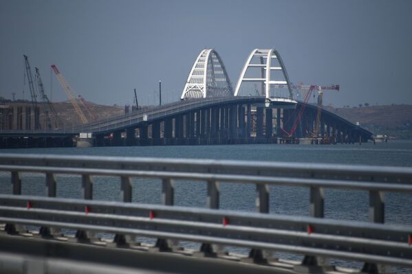 El día que muchos esperaban: inauguran el puente de Crimea - Sputnik Mundo