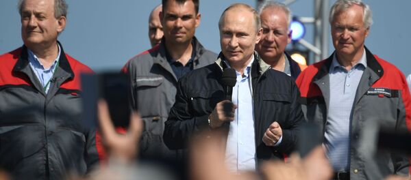 El día que muchos esperaban: inauguran el puente de Crimea - Sputnik Mundo