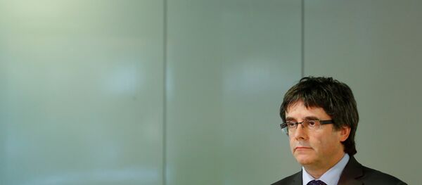 Carles Puigdemont, el expresidente de la Generalitat - Sputnik Mundo