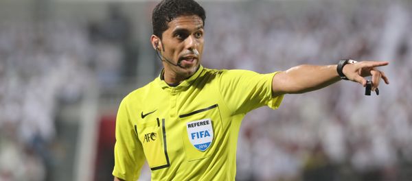 Fahad Mirdasi, el árbitro de fútbol de Arabia Saudí - Sputnik Mundo