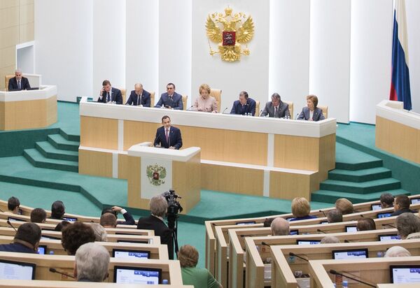 El presidente del Senado de México, Ernesto Cordero, da un discurso ante el pleno del Consejo de la Asamblea de la Federación Rusa - Sputnik Mundo
