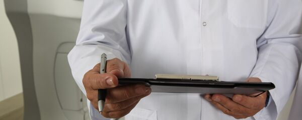 Un médico (imagen ilustrativa) - Sputnik Mundo