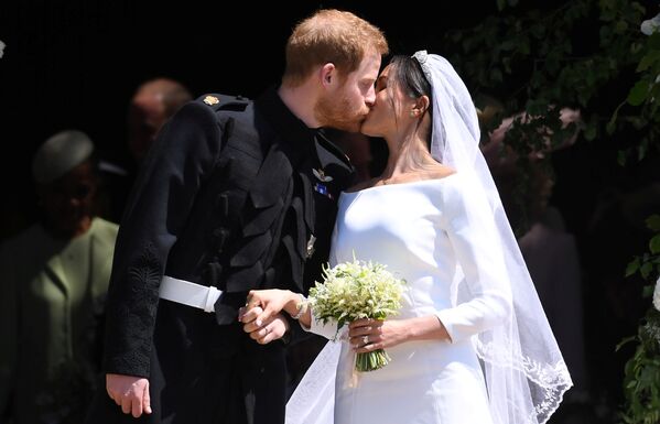 Puente de Crimea, bellezas de Cannes y boda real: las mejores fotos de la semana - Sputnik Mundo