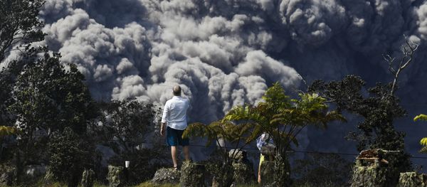 Naturaleza desencadenada: la espectacular erupción del volcán hawaiano Kilauea - Sputnik Mundo