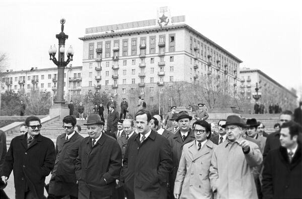 El presidente sirio Hafez Asad llega a la URSS como parte de una visita oficial - Sputnik Mundo