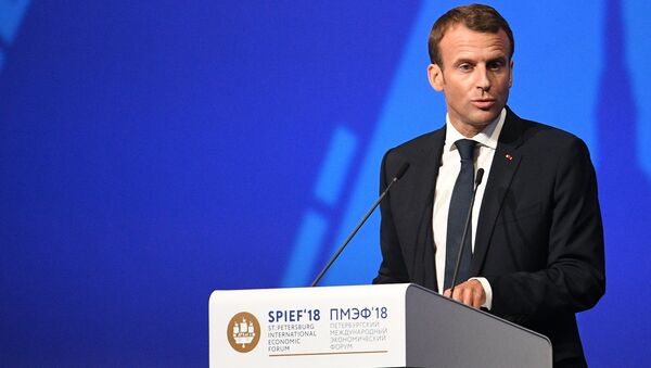 Emmanuel Macron, el presidente de Francia - Sputnik Mundo