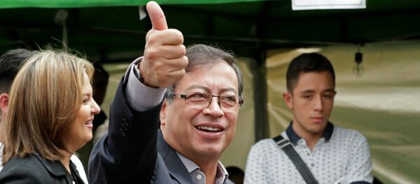 Gustavo Petro, candidato presidencial colombiano (archivo) - Sputnik Mundo