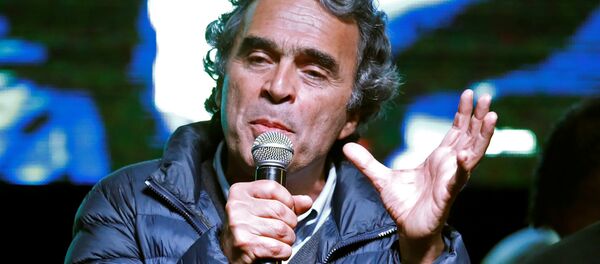 Sergio Fajardo, candidato presidencial colombiano - Sputnik Mundo