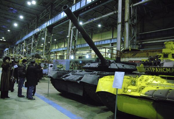 Tanque Objeto 64 'Águila negra' - Sputnik Mundo