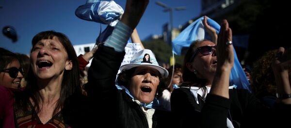Numerosa manifestación recorre Argentina - Sputnik Mundo