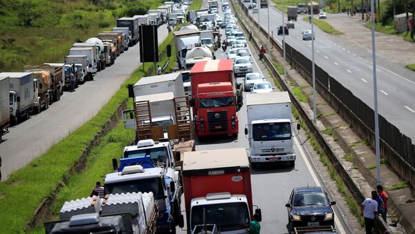 Huelga de camioneros en Brasil - Sputnik Mundo