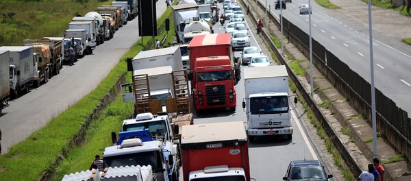 Huelga de camioneros en Brasil - Sputnik Mundo
