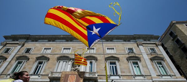 'Estelada', bandera independentista de Cataluña 'Estelada', bandera independentista de Cataluña - Sputnik Mundo