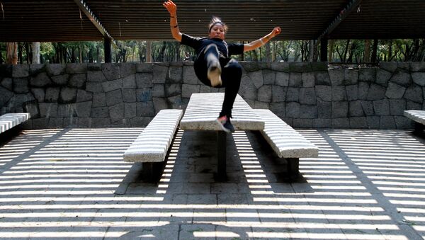 La mexicana Karla Castellanos, campeona mundial de parkour - Sputnik Mundo