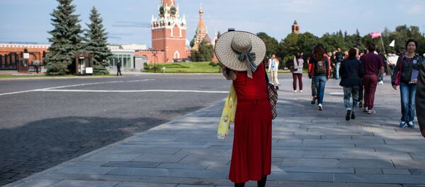 Turistas en el Kremlin de Moscú - Sputnik Mundo