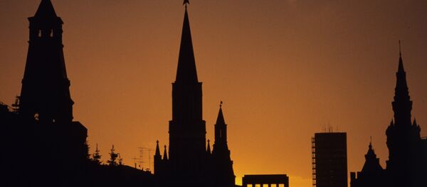 La Plaza Roja bañada por la luz de una puesta del sol - Sputnik Mundo