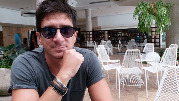 El cantante cubano David Blanco - Sputnik Mundo