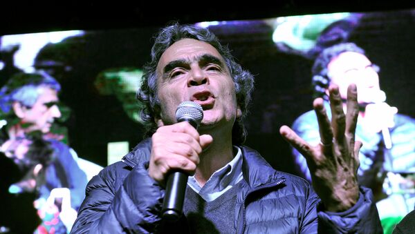 Sergio Fajardo, candidato presidencial colombiano - Sputnik Mundo