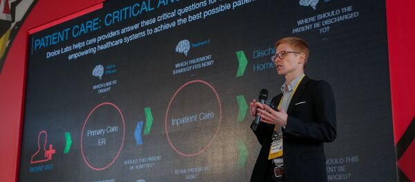 Un participante durante la conferencia StartupVillage que se celebró en la fundación Skolkovo - Sputnik Mundo