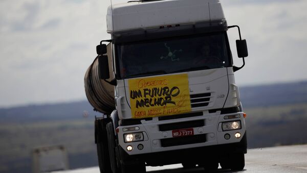 Huelga de camioneros en Brasil - Sputnik Mundo